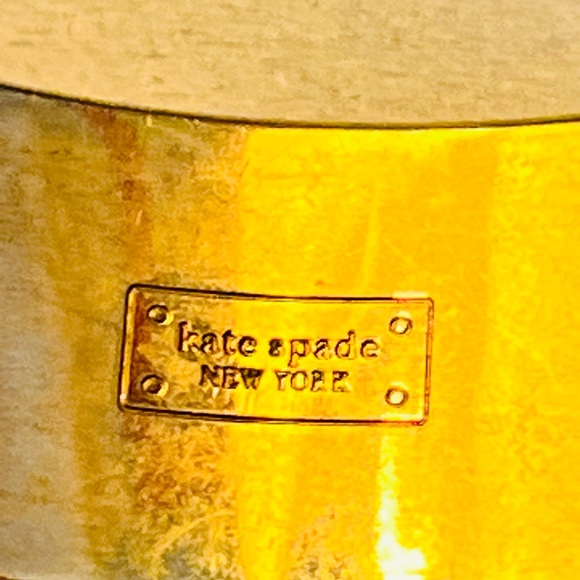 KATE SPADE authentic enamel/ brass  cuff bracelet.   Have Courage stamped inside - Picture 4 of 4